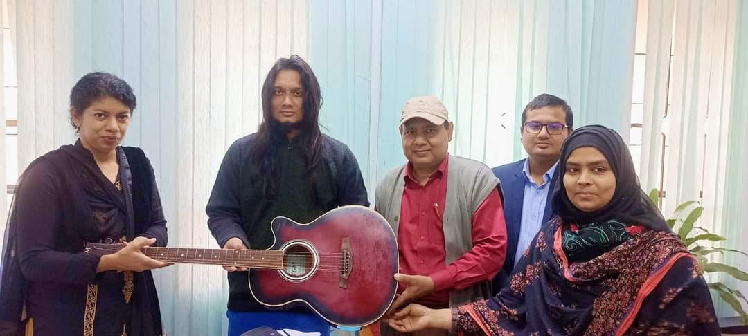 Romo Romio guitar preserved at Bangladesh National Museum